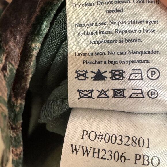 Faherty Shirt Large Stretch Silk Velvet Genevieve Shirt Pine Blossom Floral $188 - Picture 8 of 8